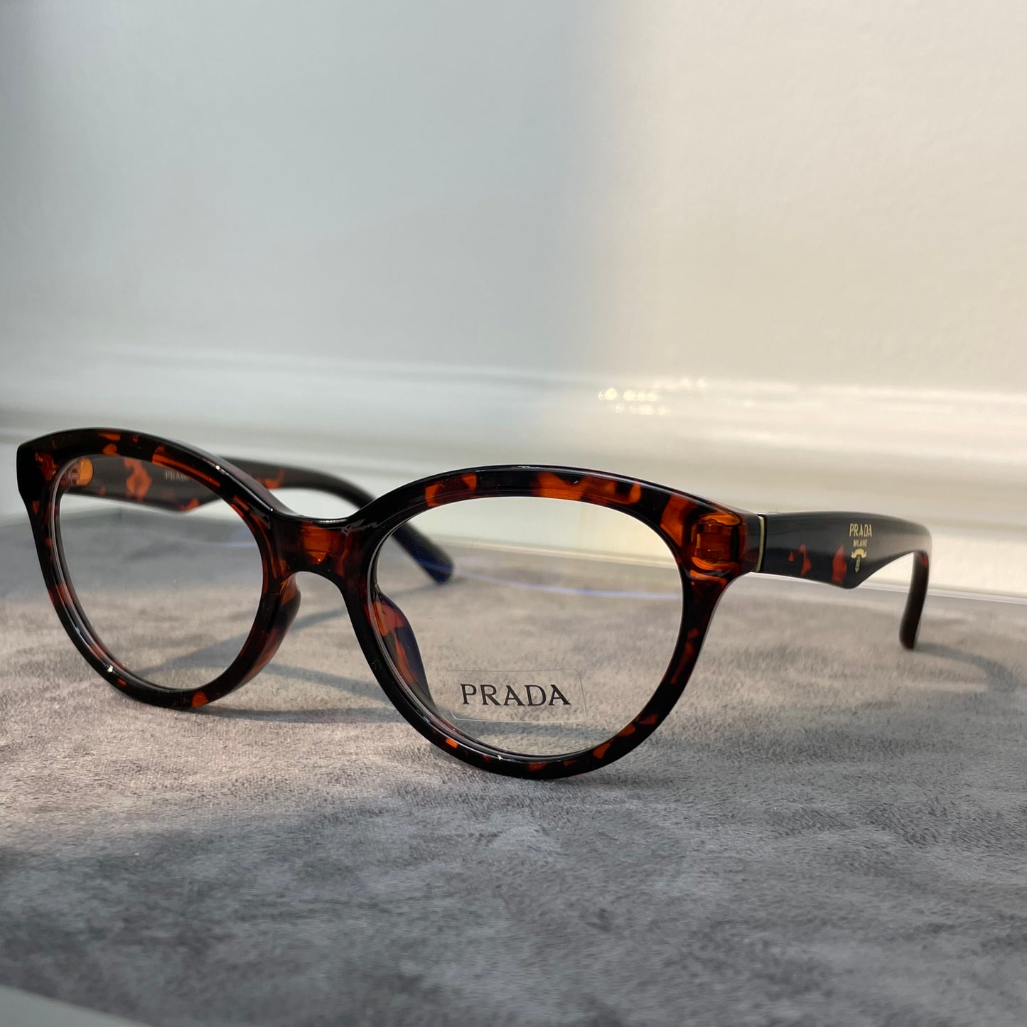 PRADA Optic