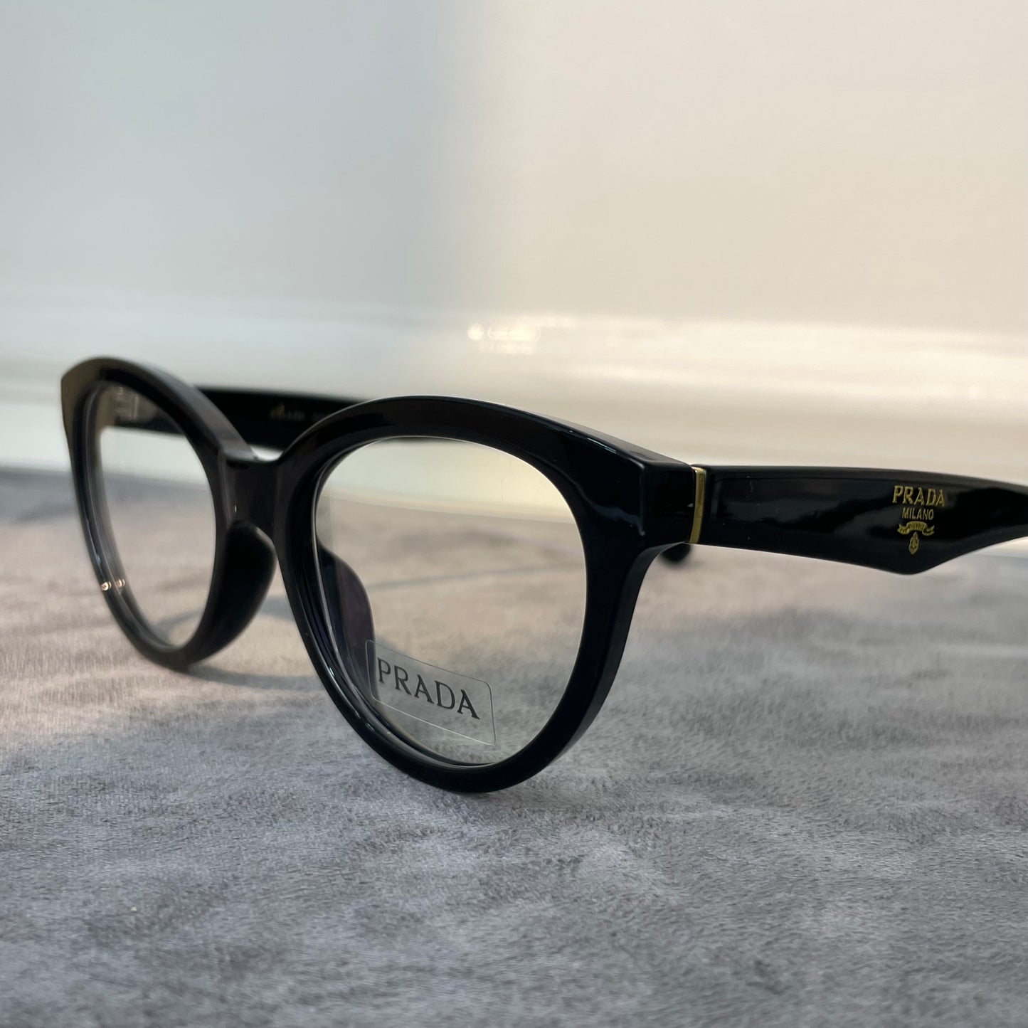 PRADA Optic